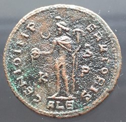 Follis de Maximin II Daia - GENIO IMPERATORIS / CROISSANT / K / B P / ALE