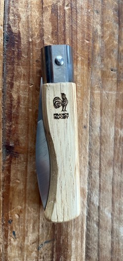 Couteau ovalie