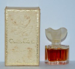RENTA Oscar de la R - Oscar