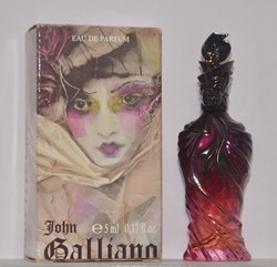 GALLIANO John