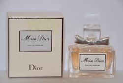 DIOR Christian - Miss Dior