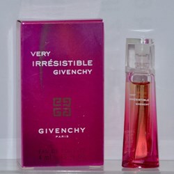 GIVENCHY - Very Irrésistible