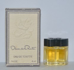 RENTA Oscar de la R - Oscar
