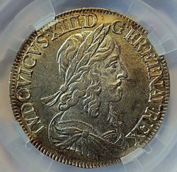 1/2 écu 1643 A point deuxième poinçon AU58