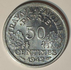 50 centimes 1942 première frappe aux croix dans les globules SP64
