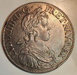 Écu 1645 A rose à la mèche courte (3 rubans)