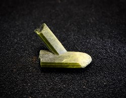 Epidote maclée