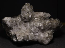 Calcite en tête de clous, géode (Chine)