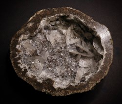 Calcite, géode en ailes d'anges (Dalnegorsk)