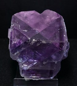Fluorine (Auvergne, France)