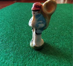 Joueur de trombone en porcelaine