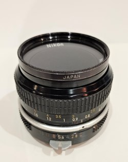 NIKON Nikkor Pre-AI (f2 - 50mm)