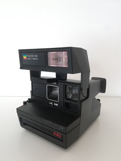 640