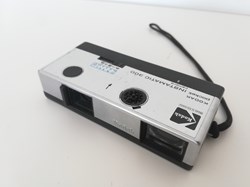 Pocket Instamatic 300 (black button)