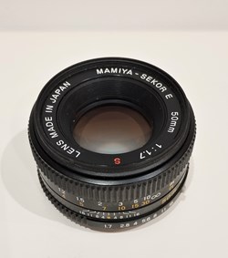 MAMIYA / SEKOR E (f1.7 - 50mm)