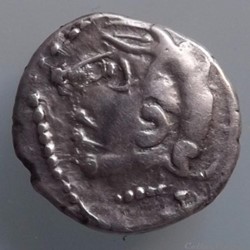 Série 881 DT 3189 var Quinaire à la tête casquée