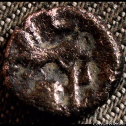 Série 30 DT 186 Quart de statère dit "aux arcs de cercle"" à la griffe " " aux segments "