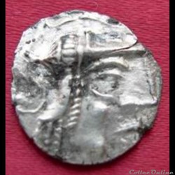 DT série 377 minimi à la tête de Pallas