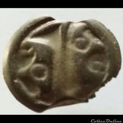 Série 968 DT 3262 var Potin OYINDIA ( dégénéré ) à la tête janiforme ou " tête bêche "
