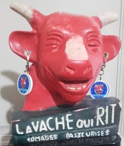 LA VACHE QUI RIT