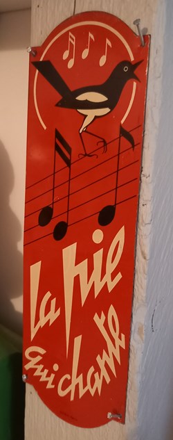 Bonbons LA PIE QUI CHANTE