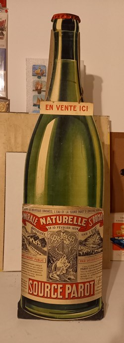 Eau minérale SOURCE PAROT