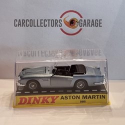 110 Aston Martin DB5