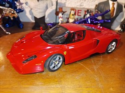 2005 Enzo rouge BBR