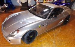 2007 599 GTB Fiorano gris métal Hot Wheels