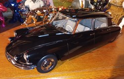 Citroen DS 19 De Gaulle Clamart Norev 36/250