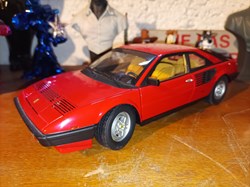 1982 Mondial 8 rouge Hot Wheels
