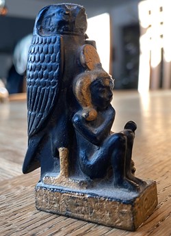 Figurine Faucon + Personnage humain