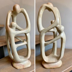Sculpture de soapstone, famille africaine abstraite de pierre