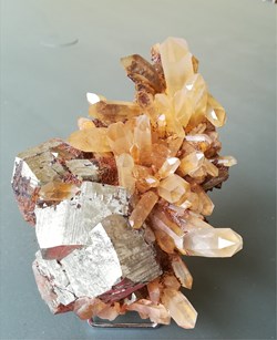 Quartz et Pyrite