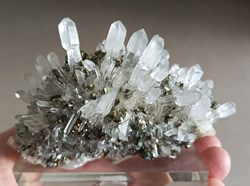 Quartz sceptré et Pyrite