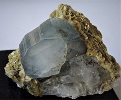 Apatite 3 cm