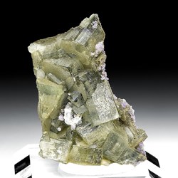Fluorapatite, fluorite et calcite