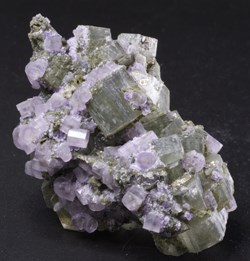 Apatite rose sur Apatite verte