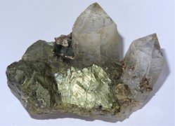 Chalcopyrite et Quartz