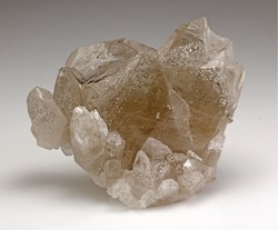 Quartz fumé (macle)