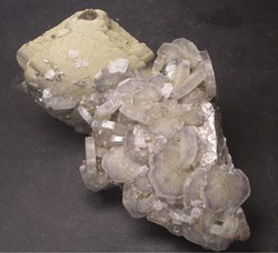 Apatite, Sidérite, fluorite et Arséonopyrite