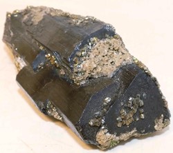 Wolframite (Ferberite) et Pyrite