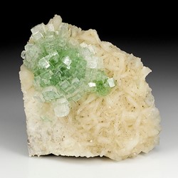 Apophyllite "Discoball" et Stilbite
