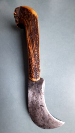 Serpette de vigneron pliante