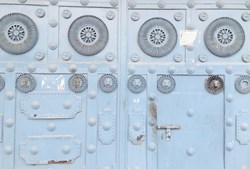 Hindou's door
