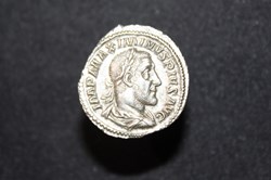 Maximin Ier - Denier