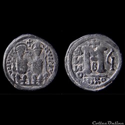 Justin II et Sophie Follis émis à Nicomédie Imitation syrienne (570-571 A.D) MIBEC 89a var
