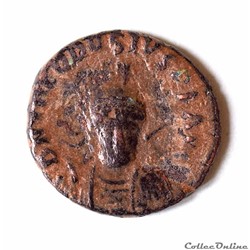 Théodose II Nummus avec Concordia émis à Antioche (402-450)