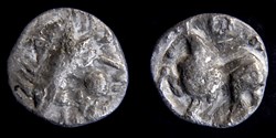 CELTES DU DANUBE - PANNONIE(IIe - Ier siècle avant J.-C.) Hémidrachme Rare du “type de Kugelwange"