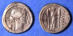 Denier Claudia - Publius Clodius - Apollon à la Lyre - (42 av. jc)